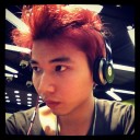 ผู้ชายใส่แว่น