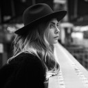 - แฟนชื่อคาร่า