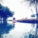 เหม่งอมยิ้ม