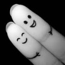 นิ้วชี้อยู่ข้างนิ้วกลาง