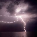 สายฟ้าสีเทา