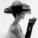 คุณนายทองม้วน