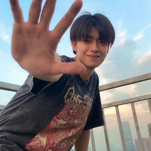 สมาชิกหมายเลข 7648801