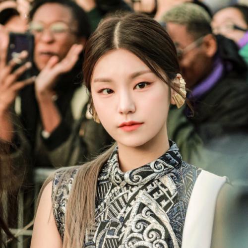 สมาชิกหมายเลข 6225289