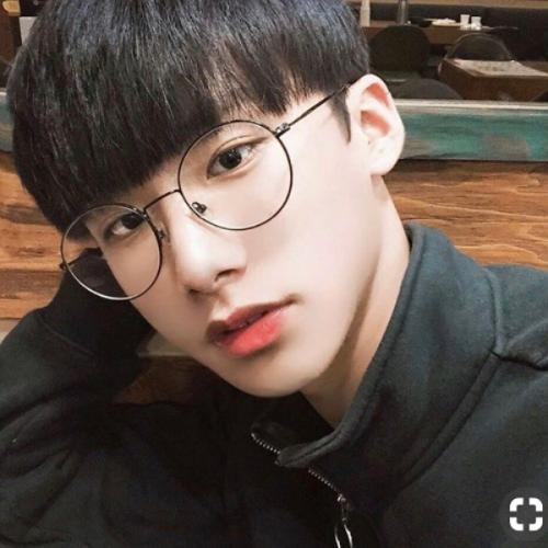 สมาชิกหมายเลข 7686702