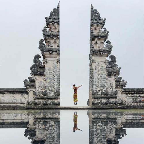 The Walker - เดินทางไป เล่าไป