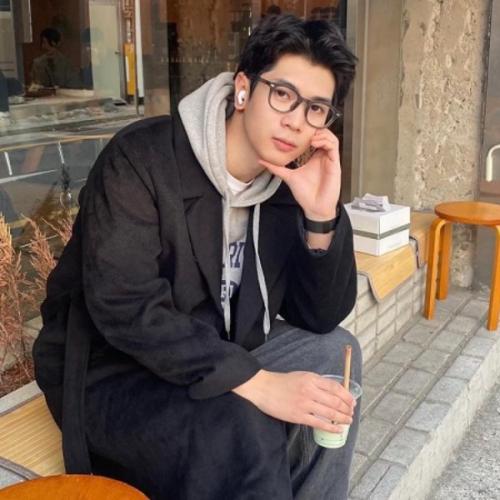 สมาชิกหมายเลข 7796266