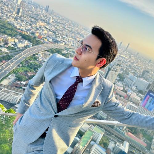 คือจริงๆผมหล่อมากนะ รู้ใช่มะ