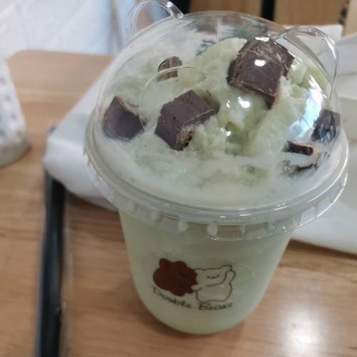 ชาเขียวแก้วนึงค่ะ