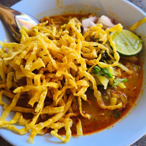 แม่ค้า ข้าวเพิ่มหน่อยครับ