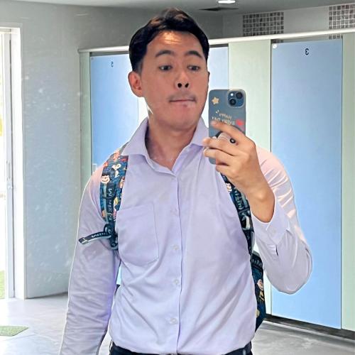 ยักษ์ใหญ่ไล่ยักษ์ใหญ่ไล่ยักษ์