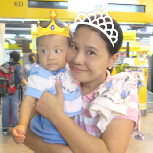 เด็กชายตัวเล็กกับพี่ดำตับเป็ด