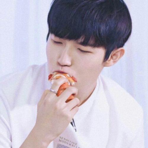 สมาชิกหมายเลข 5877826