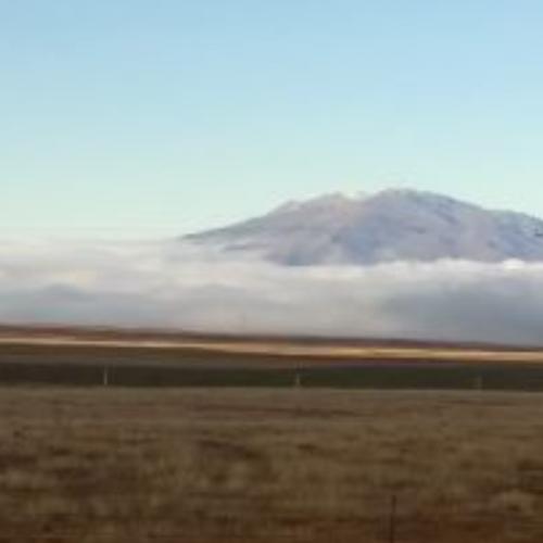 เมฆขาวอันยาวไกล