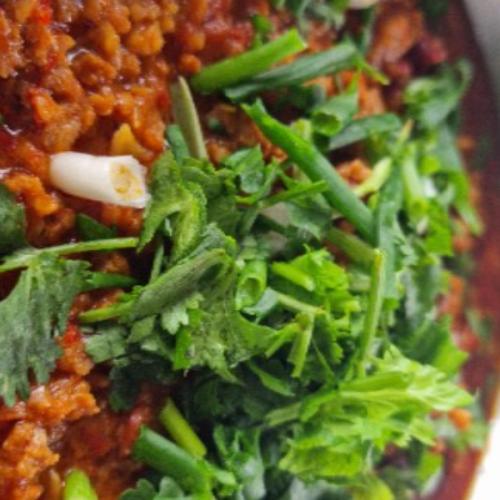 มนุษย์ป้าหน้าสีชมพู