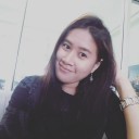 เด็กหญิงบับเบิ้ลมีตุ๊กตาหมี