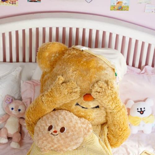 ปลอกหมอนกับน้องหน้าใส