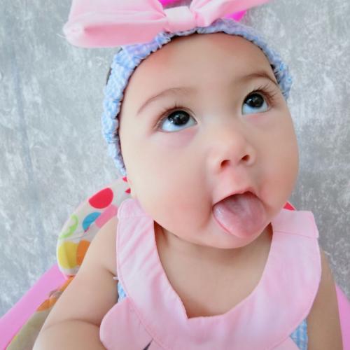 กระหนุงกระหนิงกันไป