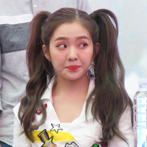 บุศบา ณ จ๊ะ