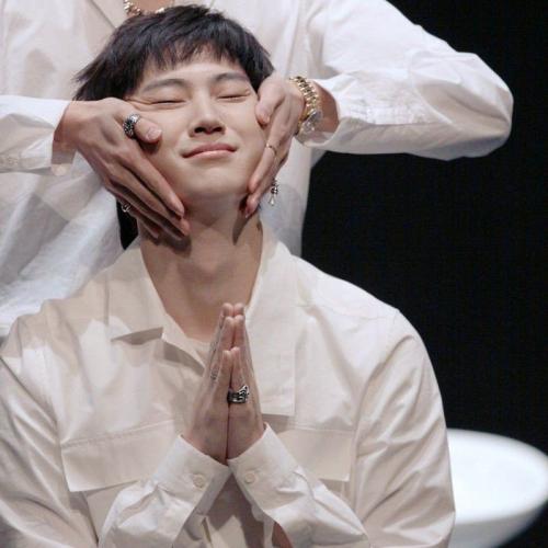 สมาชิกหมายเลข 2353896