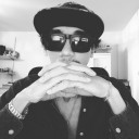 พี่หล่อล้ำเลิศ